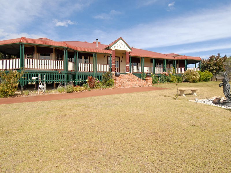 133 Pine Crest Way, Gnangara WA 6077