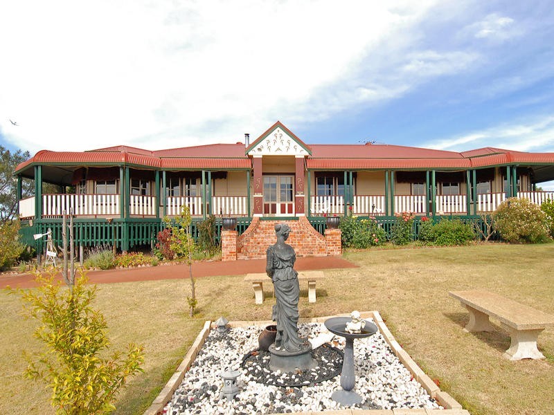 133 Pine Crest Way, Gnangara WA 6077