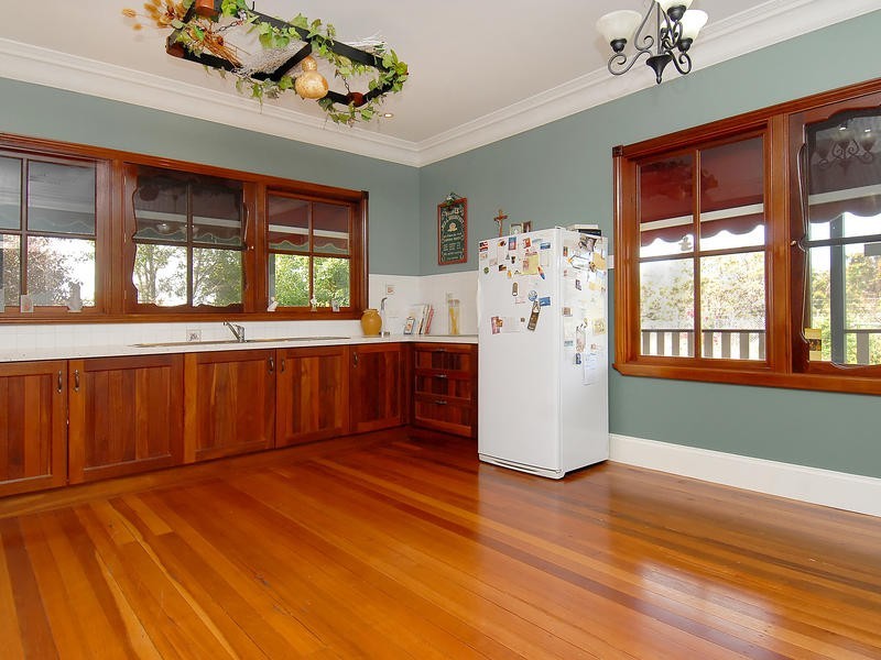 133 Pine Crest Way, Gnangara WA 6077