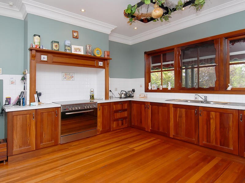 133 Pine Crest Way, Gnangara WA 6077