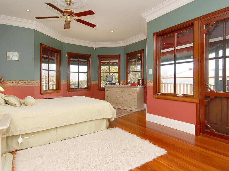 133 Pine Crest Way, Gnangara WA 6077