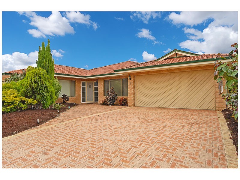 7 Winch Place, Ocean Reef WA 6027