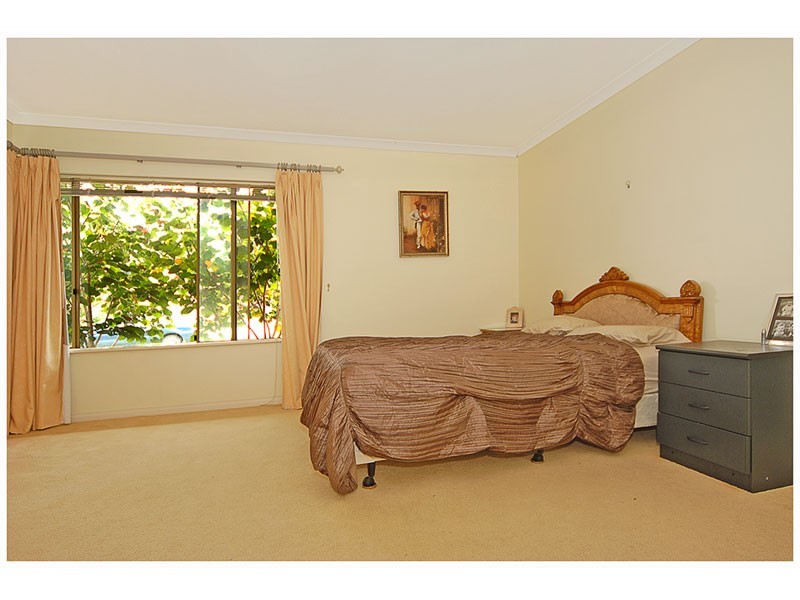 7 Winch Place, Ocean Reef WA 6027