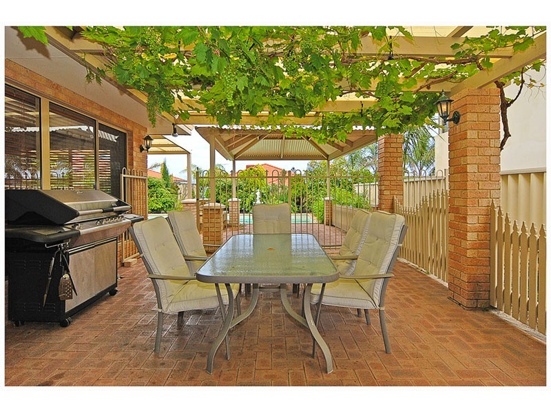 7 Winch Place, Ocean Reef WA 6027