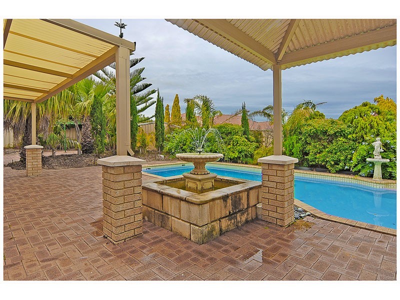 7 Winch Place, Ocean Reef WA 6027