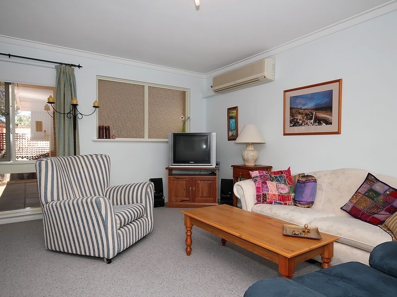15B Barque Place, Kallaroo WA 6025