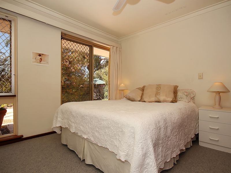 15B Barque Place, Kallaroo WA 6025