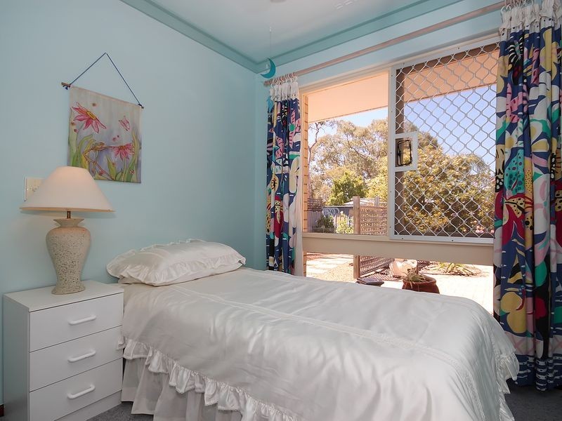 15B Barque Place, Kallaroo WA 6025