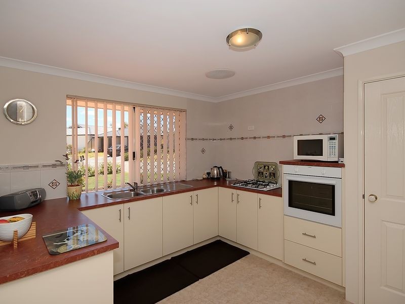 45 Cherokee Green, Clarkson WA 6030