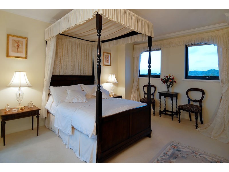 123 Sovereign Dr, Two Rocks WA 6037