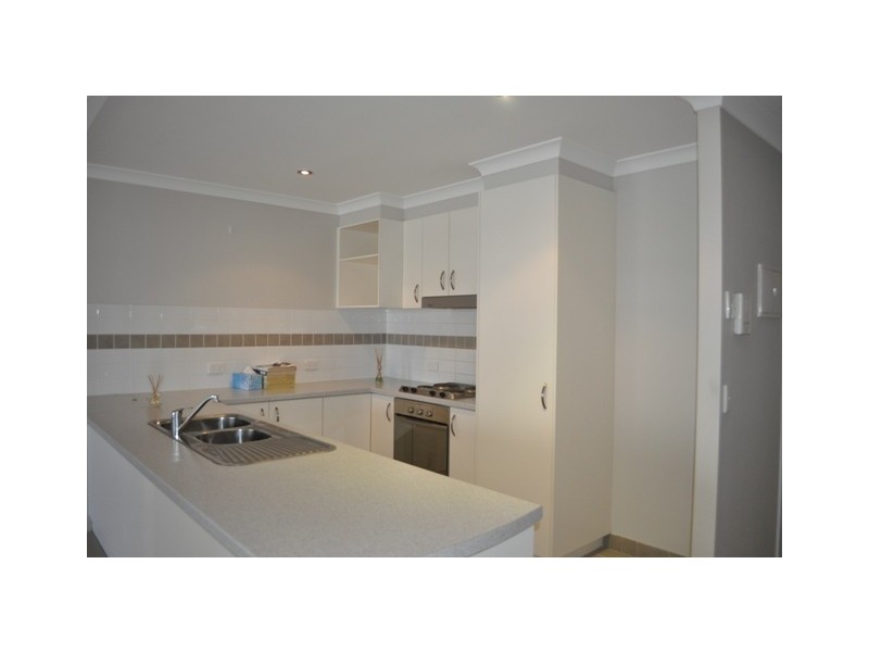 92/1 Sunlander Dve, Currambine WA 6028