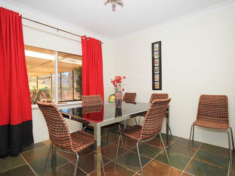 32 Chipping Ct, Woodridge WA 6041