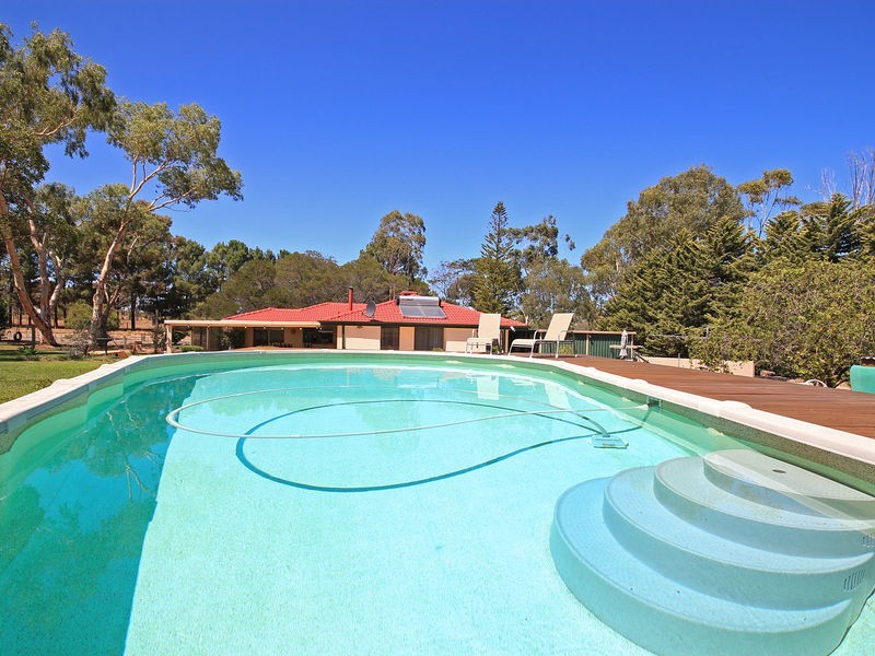 32 Chipping Ct, Woodridge WA 6041