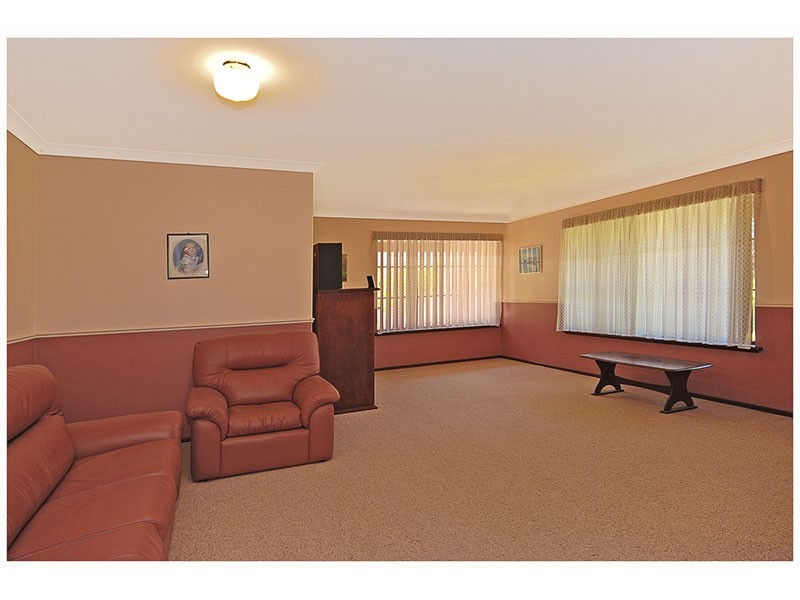 27 The Ridge, Woodvale WA 6026