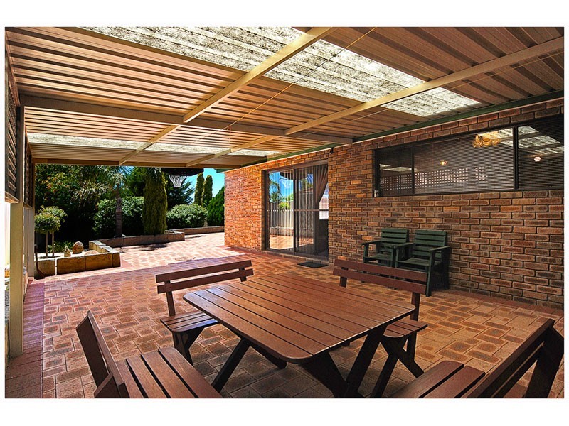 27 The Ridge, Woodvale WA 6026