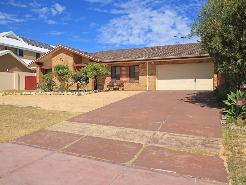 17 Page Drive, Mullaloo WA 6027