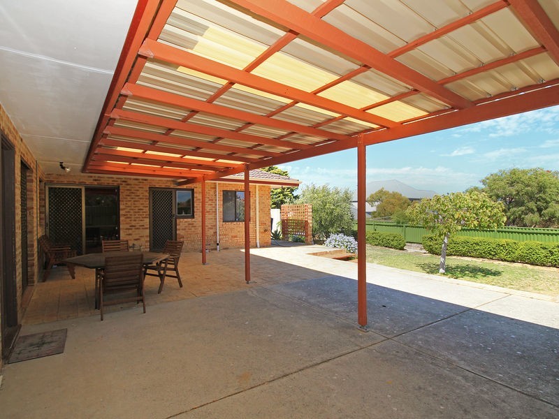 17 Page Drive, Mullaloo WA 6027