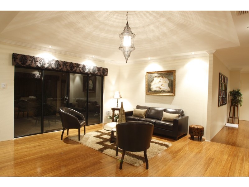 27 Brigalow Bend, Ellenbrook WA 6069