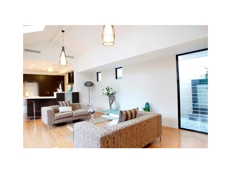 12 Wesley Way, Aveley WA 6069