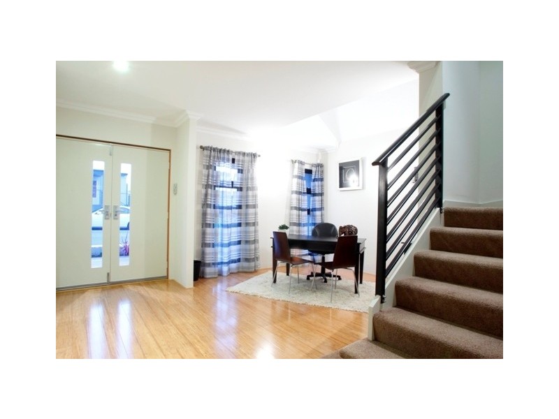 12 Wesley Way, Aveley WA 6069