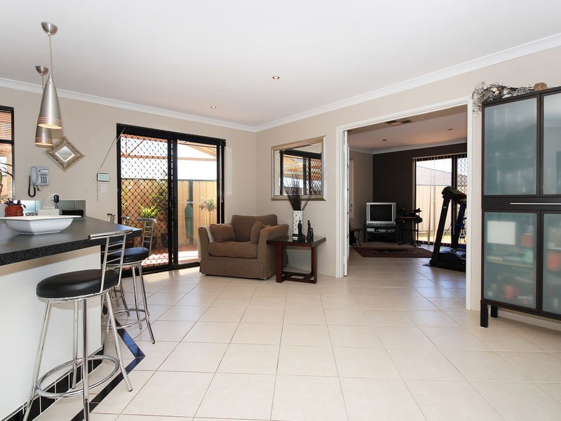 36 Wishaw Loop, Kinross WA 6028