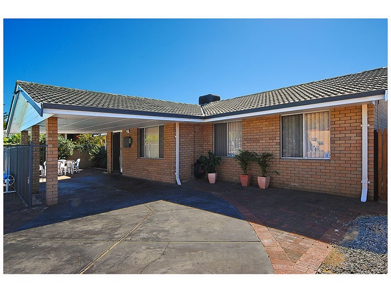 81 Warwick Rd, Duncraig WA 6023