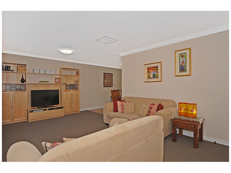 81 Warwick Rd, Duncraig WA 6023