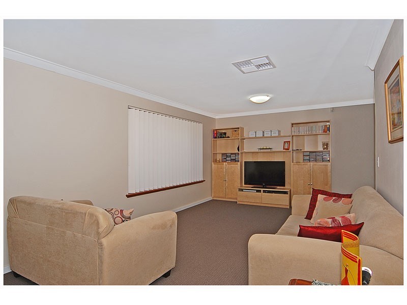 81 Warwick Rd, Duncraig WA 6023