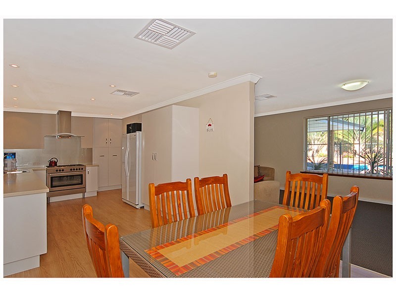 81 Warwick Rd, Duncraig WA 6023