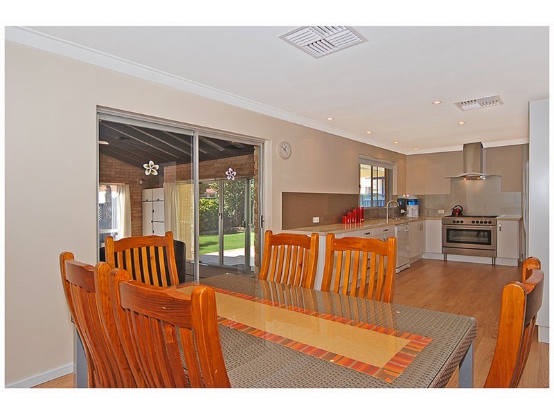 81 Warwick Rd, Duncraig WA 6023