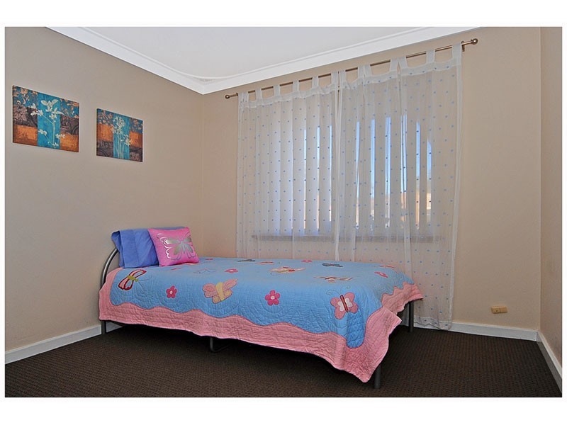81 Warwick Rd, Duncraig WA 6023