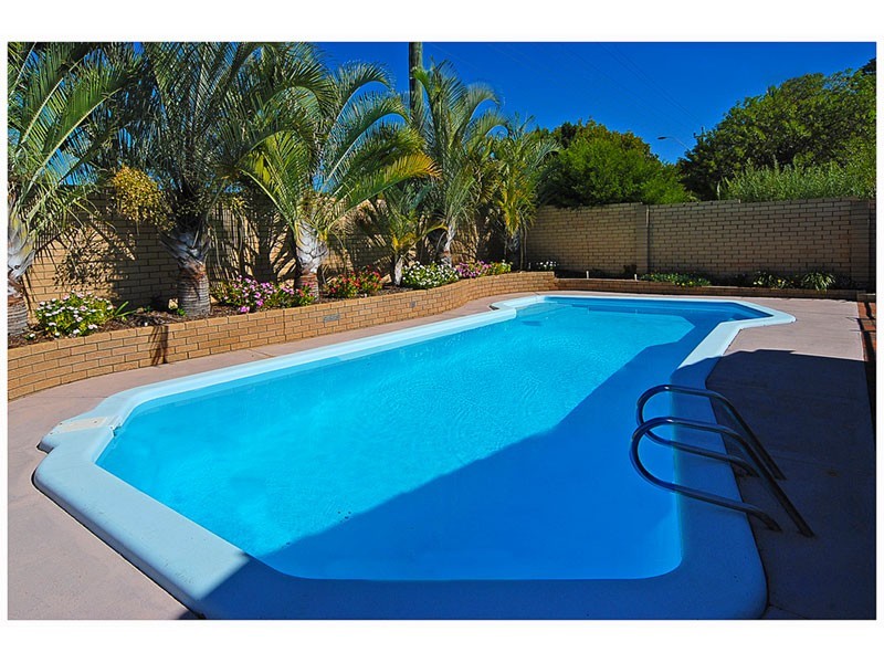 81 Warwick Rd, Duncraig WA 6023