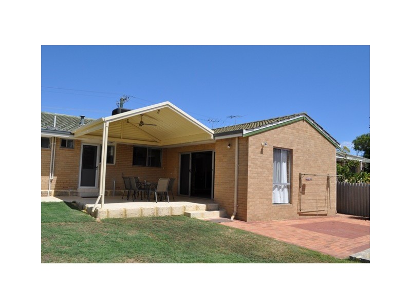 81 Warwick Rd, Duncraig WA 6023