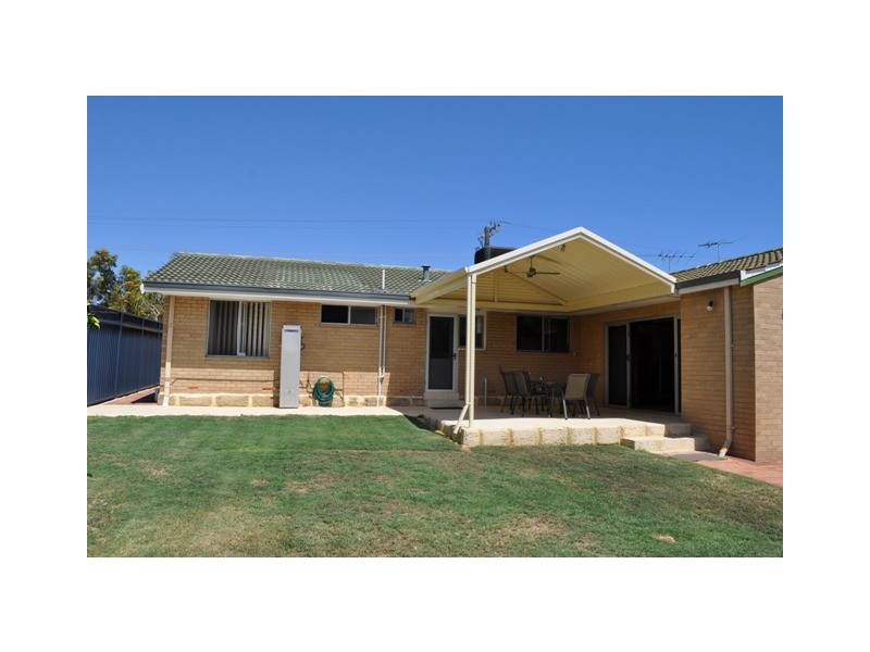 81 Warwick Rd, Duncraig WA 6023