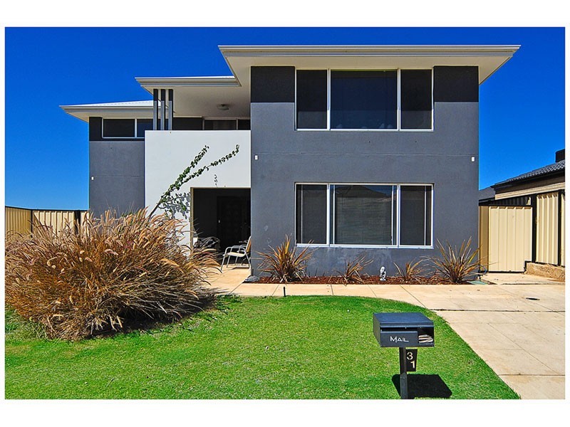 31 Salamanca Turn, Clarkson WA 6030