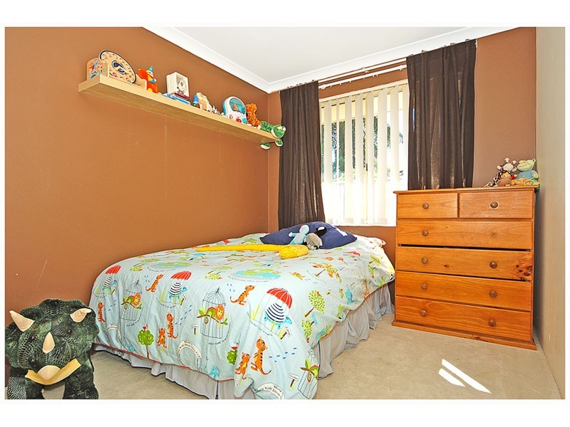 64 Mangrove Ct, Banksia Grove WA 6031