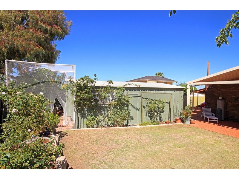 11 Elmton Way, Carine WA 6020