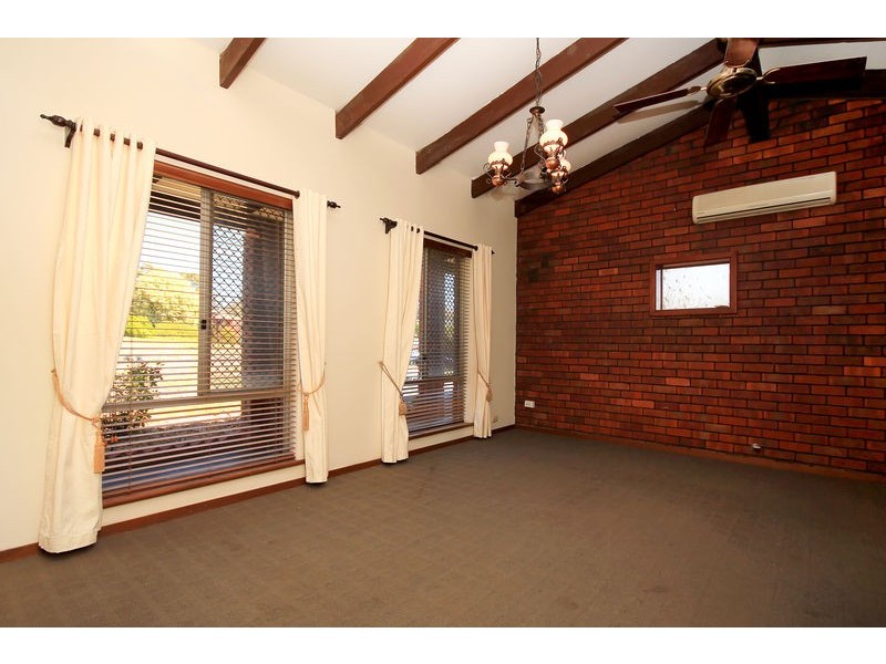 14 Flandrin St, Carine WA 6020