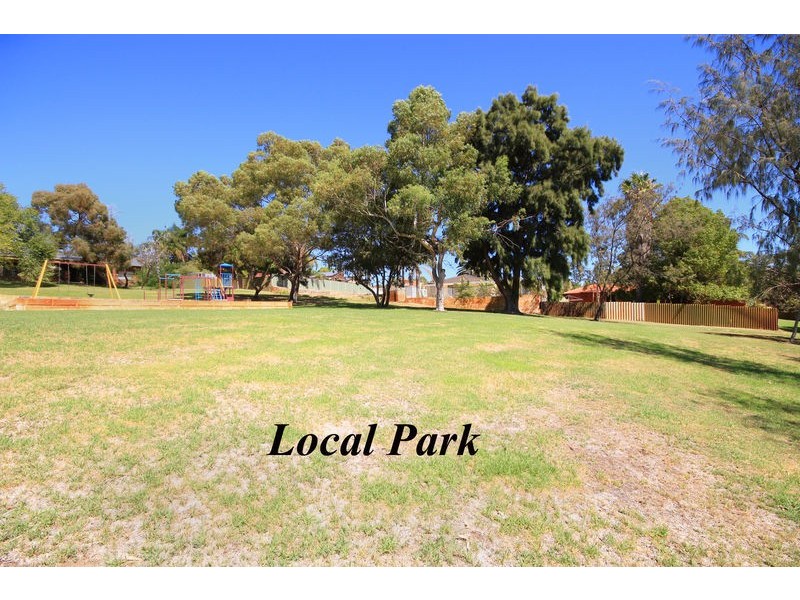 14 Flandrin St, Carine WA 6020