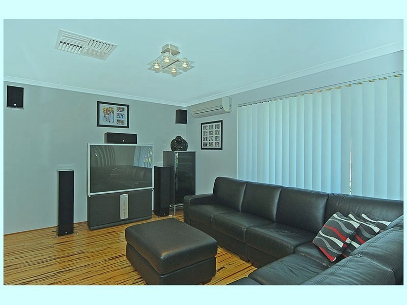 18 Kutcharo Cres, Joondalup WA 6027