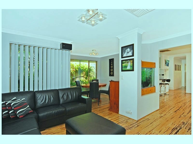 18 Kutcharo Cres, Joondalup WA 6027