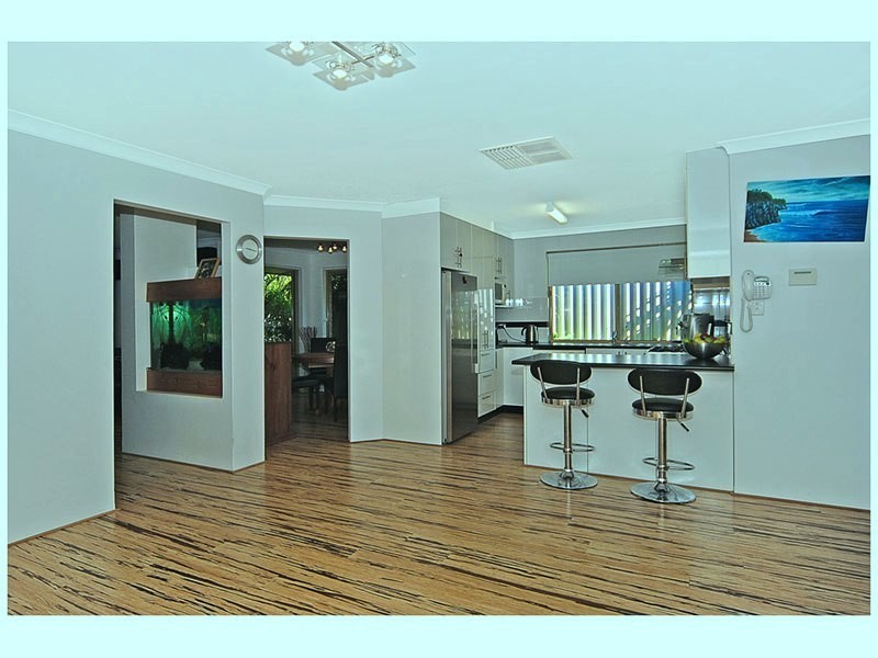 18 Kutcharo Cres, Joondalup WA 6027