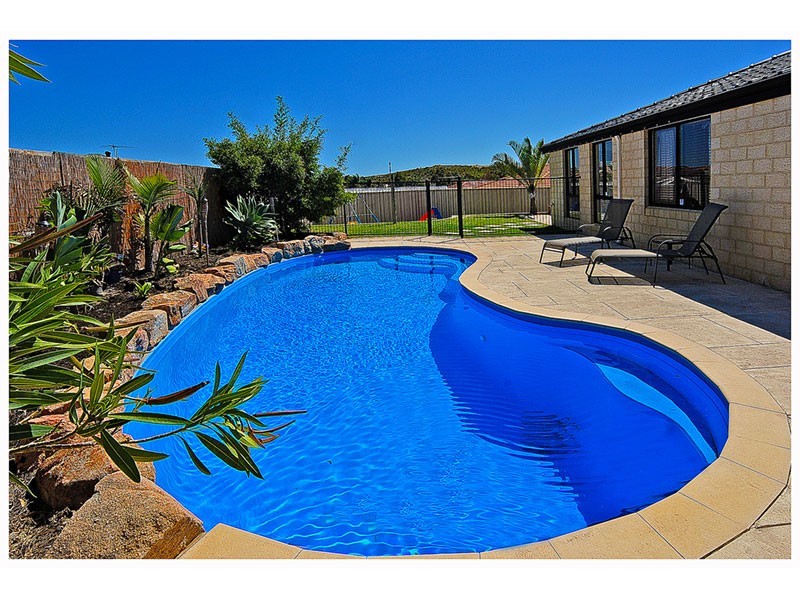 120 Roxburgh Circle, Kinross WA 6028