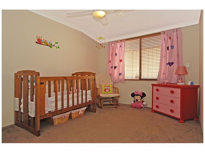 120 Roxburgh Circle, Kinross WA 6028