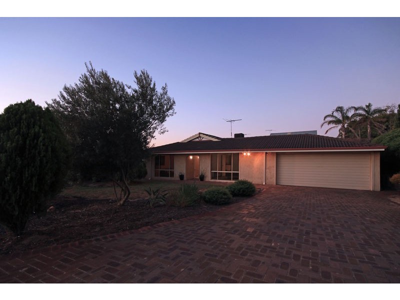 27 Cornelian Crescent, Carine WA 6020