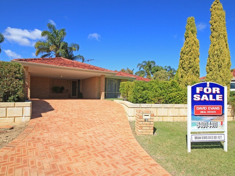 9A Dean Grove, Woodvale WA 6026