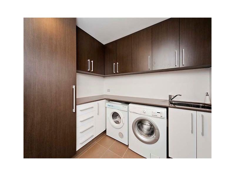 8 Whitewater Lookout, Iluka WA 6028