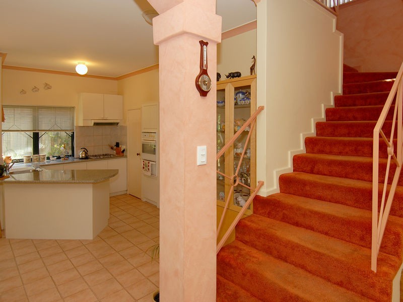 18/10 Fairhaven Terrace, Hillarys WA 6025