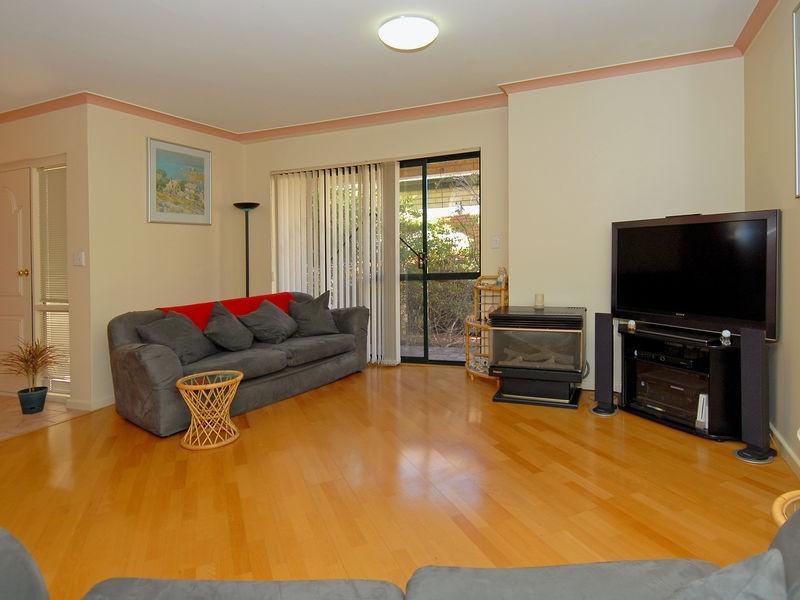 18/10 Fairhaven Terrace, Hillarys WA 6025