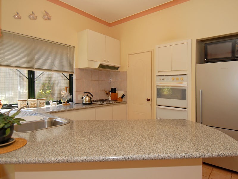 18/10 Fairhaven Terrace, Hillarys WA 6025